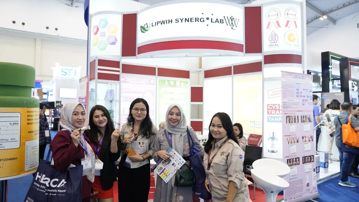 Lipwih Synergylab exhibition booth