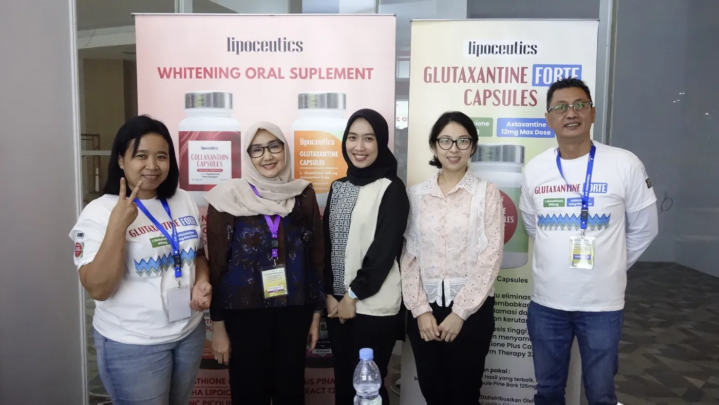 Our team with dermatologists at INDAAC 2026 Yogyakarta